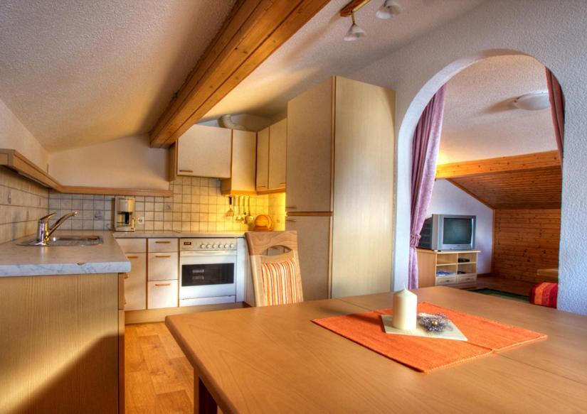 פרטנאו Ferienhaus Bergkristall מראה חיצוני תמונה