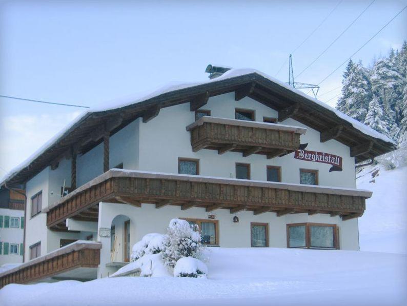 פרטנאו Ferienhaus Bergkristall מראה חיצוני תמונה