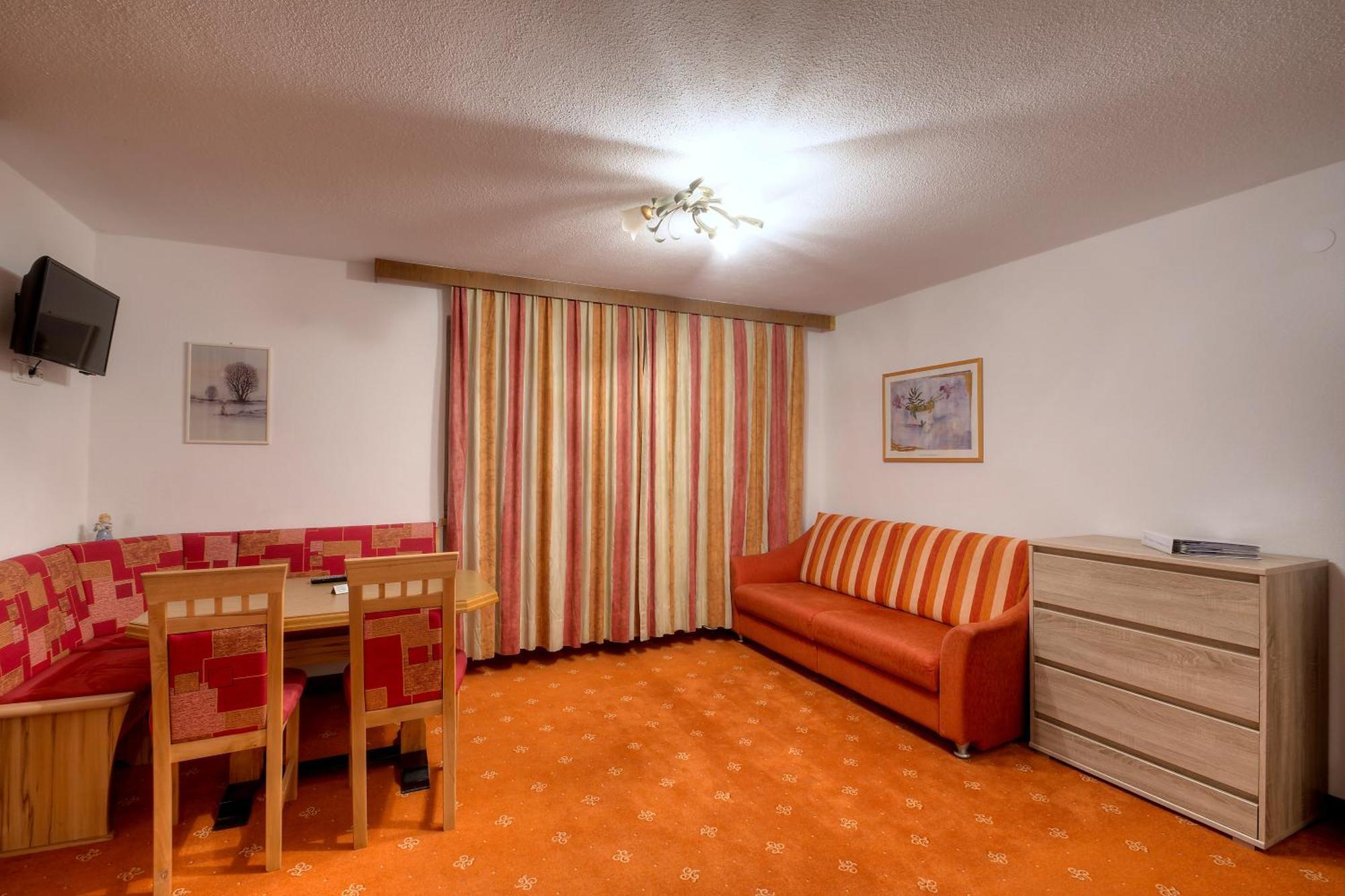 פרטנאו Ferienhaus Bergkristall חדר תמונה